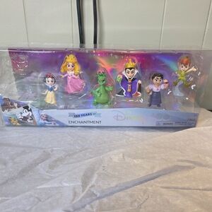 Disney Enchantment Action Figure Set - Pink, Green, Purple